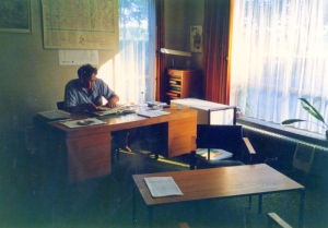 F551 Directeur Snoeijink aan het werk 1986